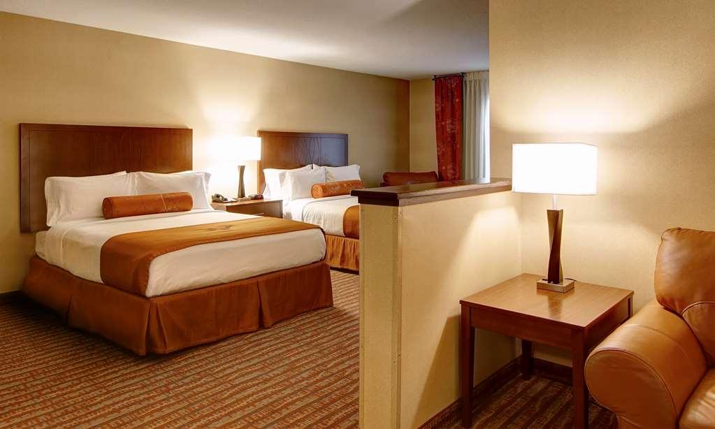 Phoenix Inn Suites Albany Zimmer foto