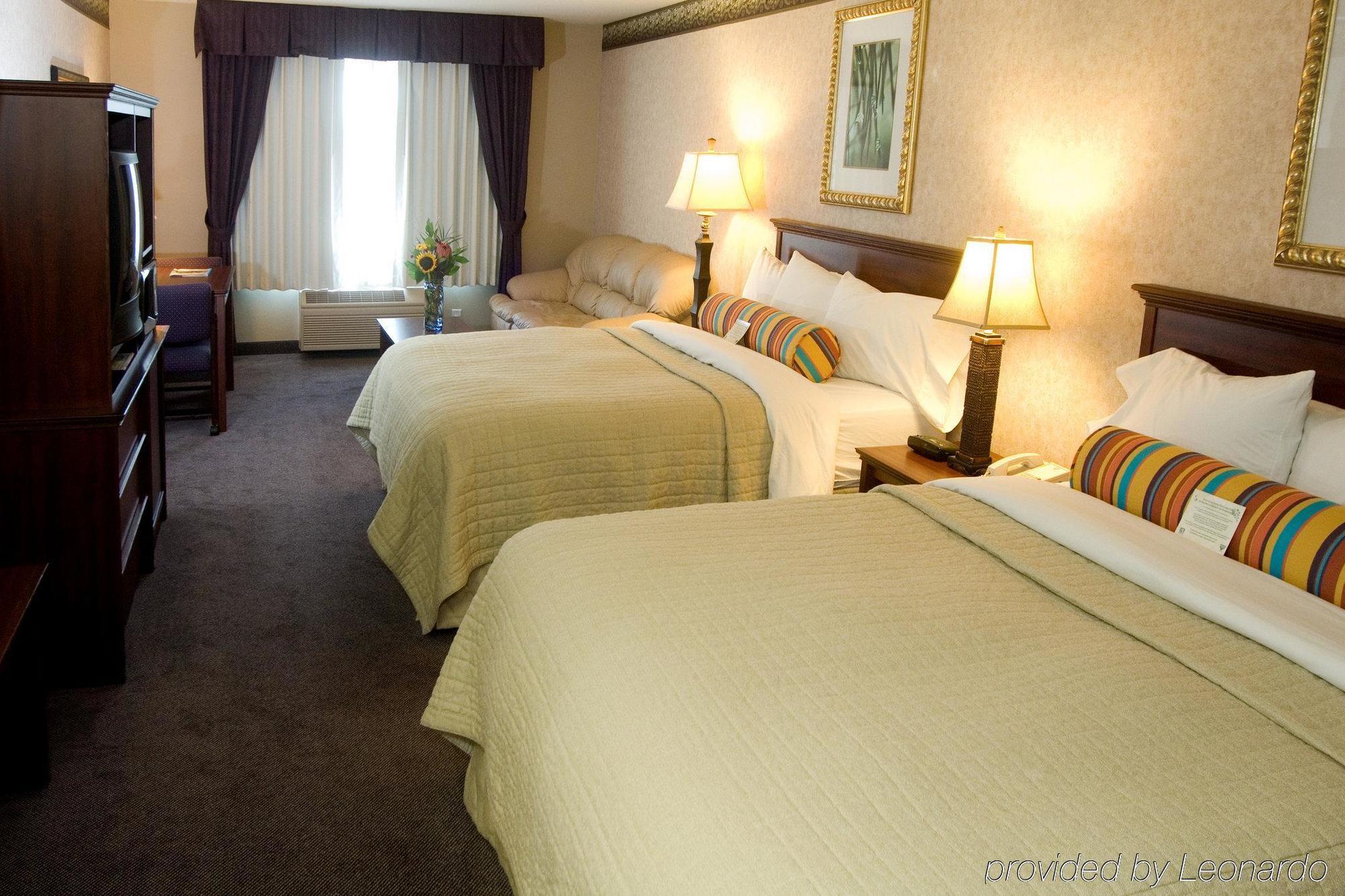 Phoenix Inn Suites Albany Zimmer foto